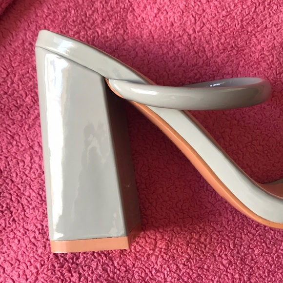 Spring Heels - Picture 2 of 4